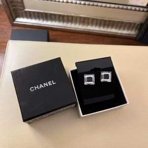 CHANEL Elegant Black and Silver Cufflinks